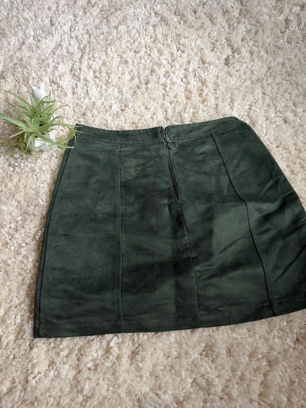 Soft faux suede Old Navy Forest Green Faux Suede Front-Zip A-Line Mini Skirt wit